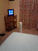 MaFlo Arms Apartments