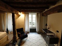 Palazzo Albricci Peregrini