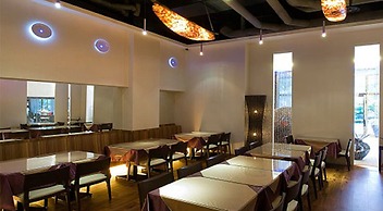 Golden Hotspring Hotel