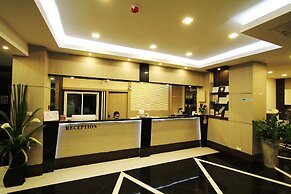 The Contrast i Hotel