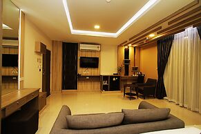 The Contrast i Hotel