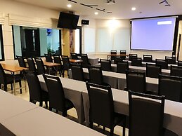 The Contrast i Hotel