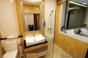 The Contrast i Hotel