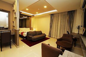 The Contrast i Hotel