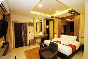 The Contrast i Hotel