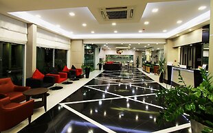 The Contrast i Hotel