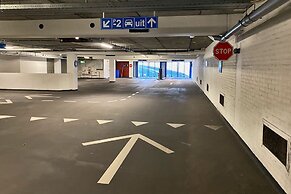 XO Hotels Blue Square