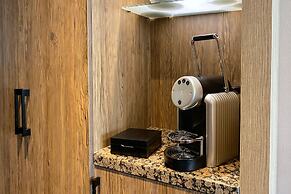 XO Hotels Blue Square