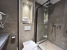 XO Hotels Blue Square