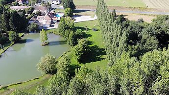 Le Domaine de l'Etang de Sandanet
