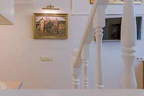 ColorSpb ApartHotel Artist's House