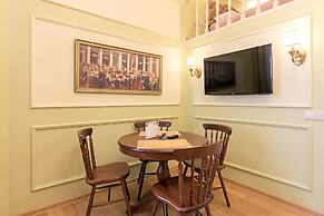 ColorSpb ApartHotel Artist's House