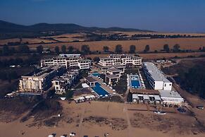 Apolonia Resort