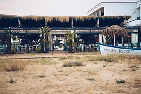 Apolonia Resort