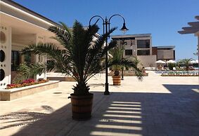 Apolonia Resort