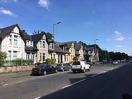 Great Location 2 Bedroom Scotstoun Flat