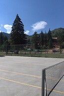 The Green Mountain Falls Lodge