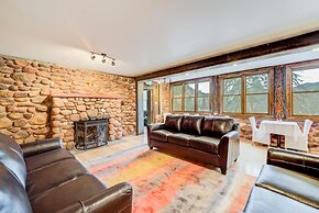 The Green Mountain Falls Lodge