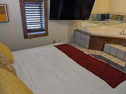 The Green Mountain Falls Lodge