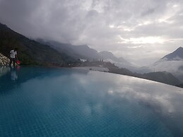 Sapa Clay House - Mountain Retreat