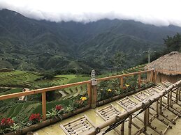 Sapa Clay House - Mountain Retreat