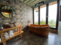 Sapa Clay House - Mountain Retreat