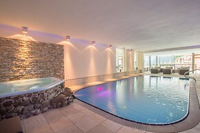 Mountain Spa Resort Albion