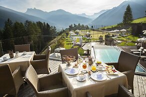 Mountain Spa Resort Albion