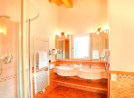 Mountain Spa Resort Albion