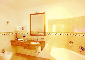 Mountain Spa Resort Albion