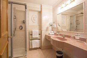 Mountain Spa Resort Albion