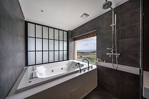 Golden Tulip Jeju Seongsan Hotel