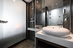 Golden Tulip Jeju Seongsan Hotel