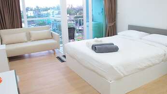 Ozone Condotel Apt 716