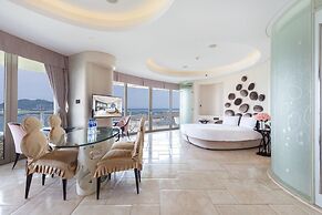 Yuejia Sea Apartment Phoenix Island