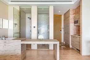 Yuejia Sea Apartment Phoenix Island