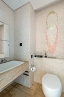 Yuejia Sea Apartment Phoenix Island