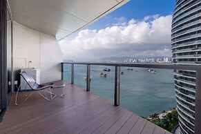 Yuejia Sea Apartment Phoenix Island