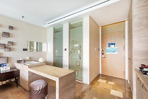 Yuejia Sea Apartment Phoenix Island