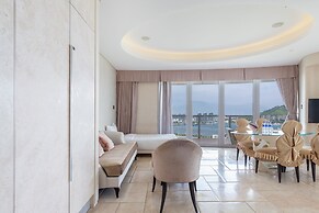 Yuejia Sea Apartment Phoenix Island