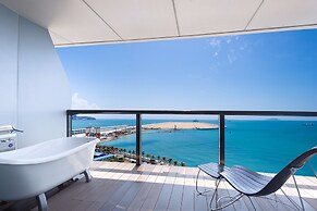Yuejia Sea Apartment Phoenix Island