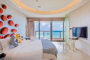 Yuejia Sea Apartment Phoenix Island