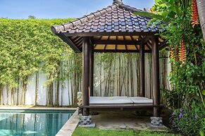 Villa Bewa by Villa Finder