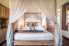 Villa Bewa by Villa Finder