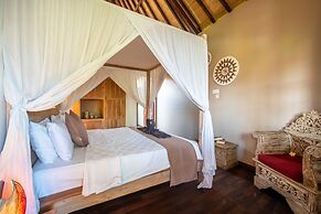 Villa Bewa by Villa Finder