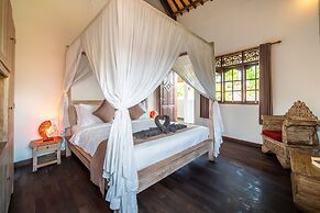 Villa Bewa by Villa Finder