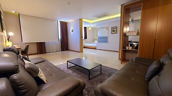 Benikea Yangsan Hotel