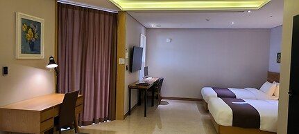 Benikea Yangsan Hotel