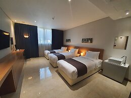 Benikea Yangsan Hotel