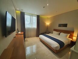 Benikea Yangsan Hotel